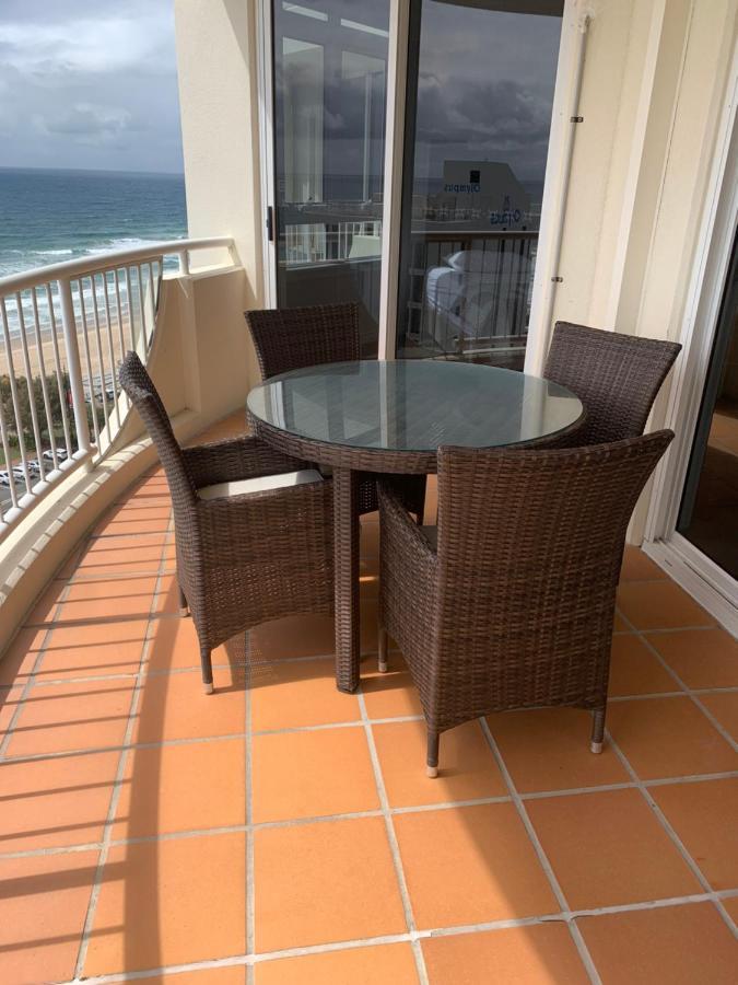 Stunning 2 Bedroom Ocean View Apartment Gold Coast Kültér fotó