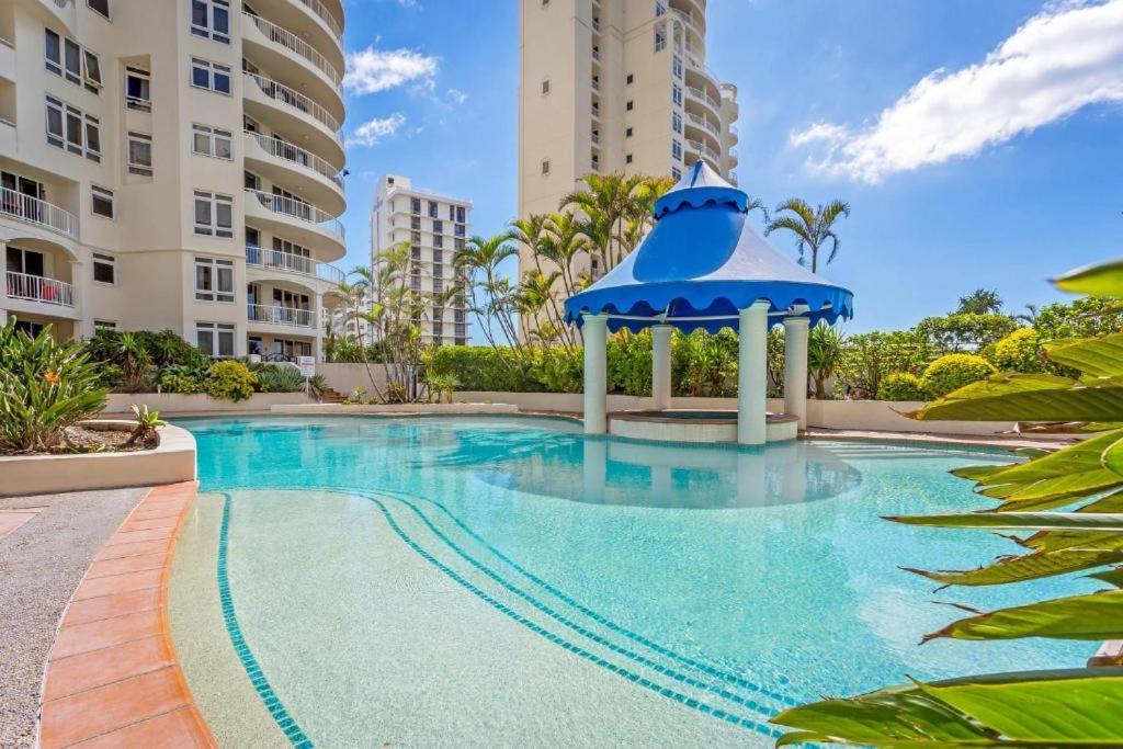 Stunning 2 Bedroom Ocean View Apartment Gold Coast Kültér fotó