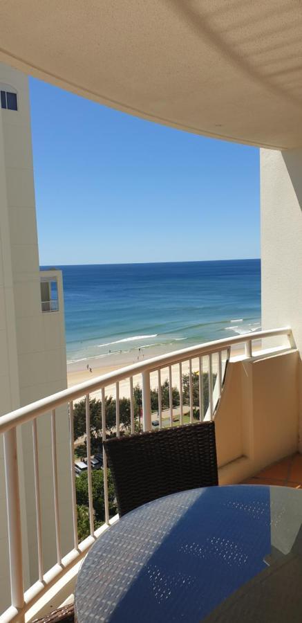 Stunning 2 Bedroom Ocean View Apartment Gold Coast Kültér fotó