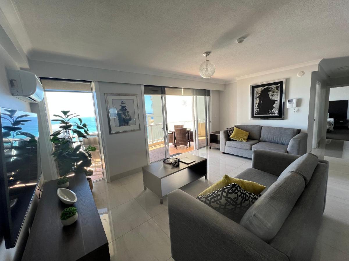 Stunning 2 Bedroom Ocean View Apartment Gold Coast Kültér fotó